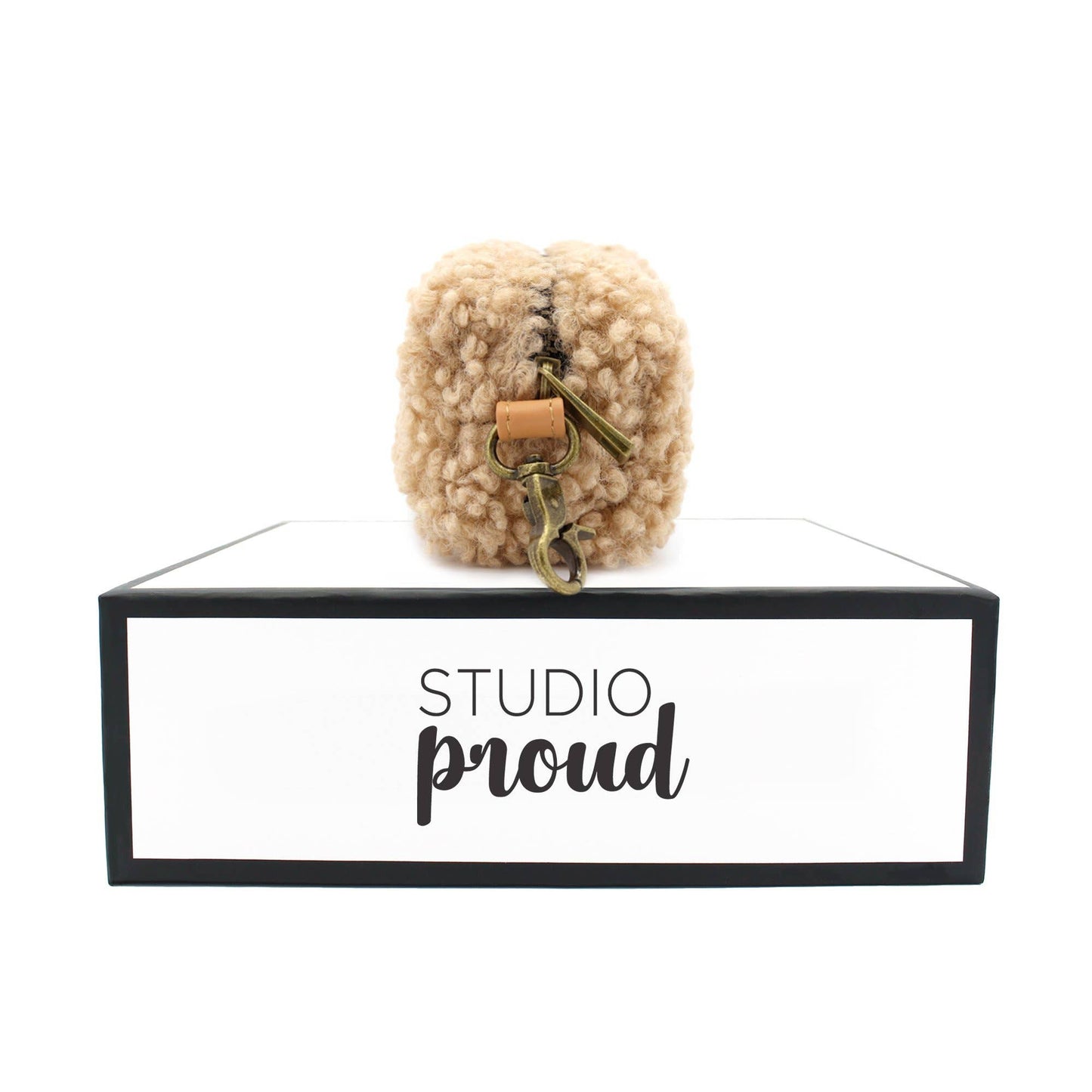 Dispenser Teddy Brown